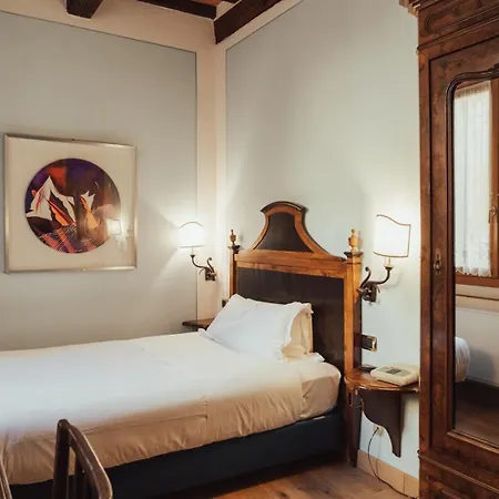 Hotel Ii Guelfo Bianco 3*