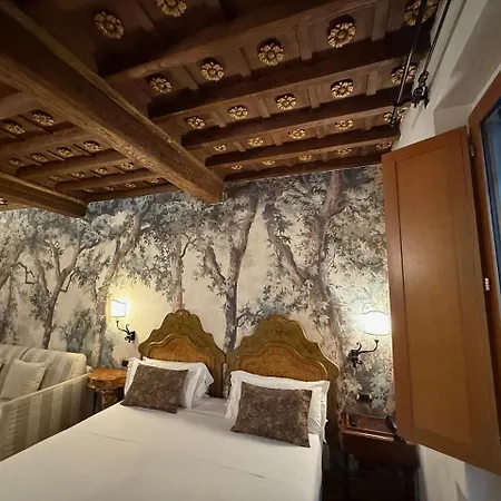Ii Guelfo Bianco Hotel